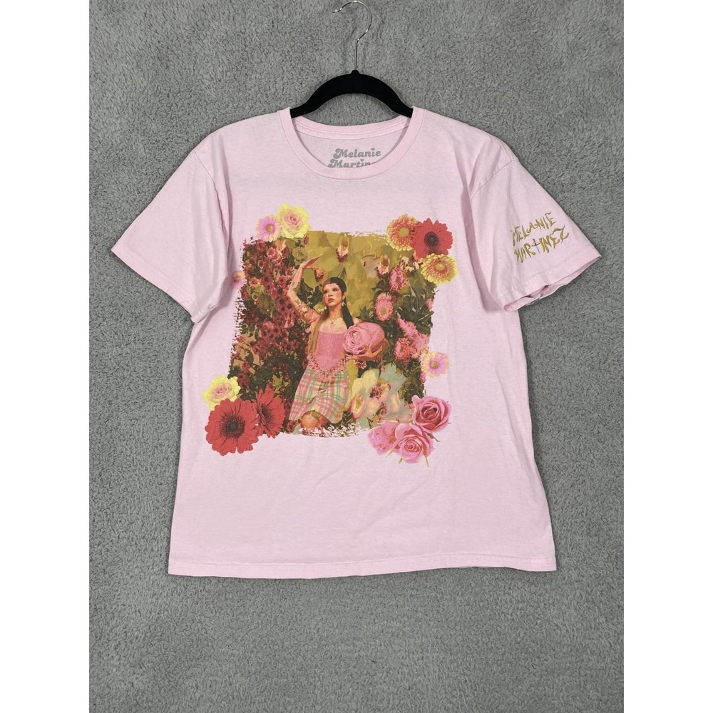Melanie Martinez T Shirt Womens Small Pink Floral Graphic Music Artist Merch